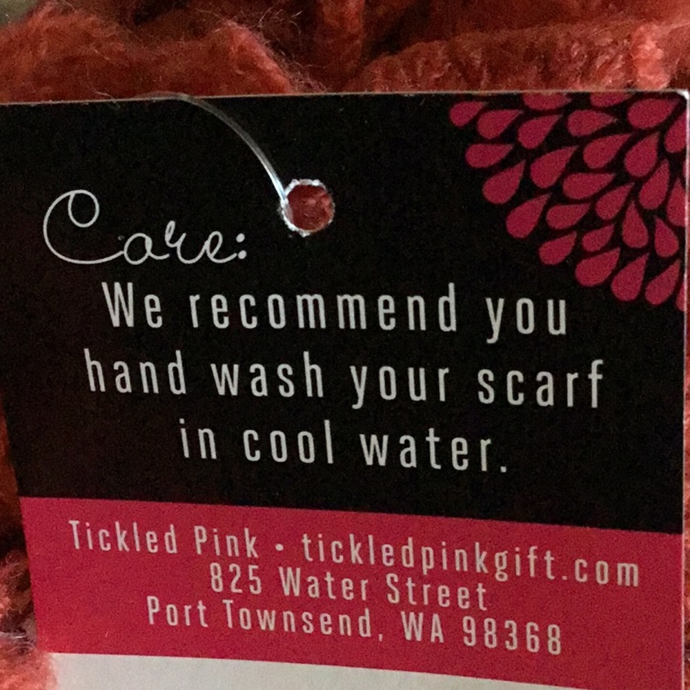 TICKLED PINK SCARF NWT - Picture 4 of 4